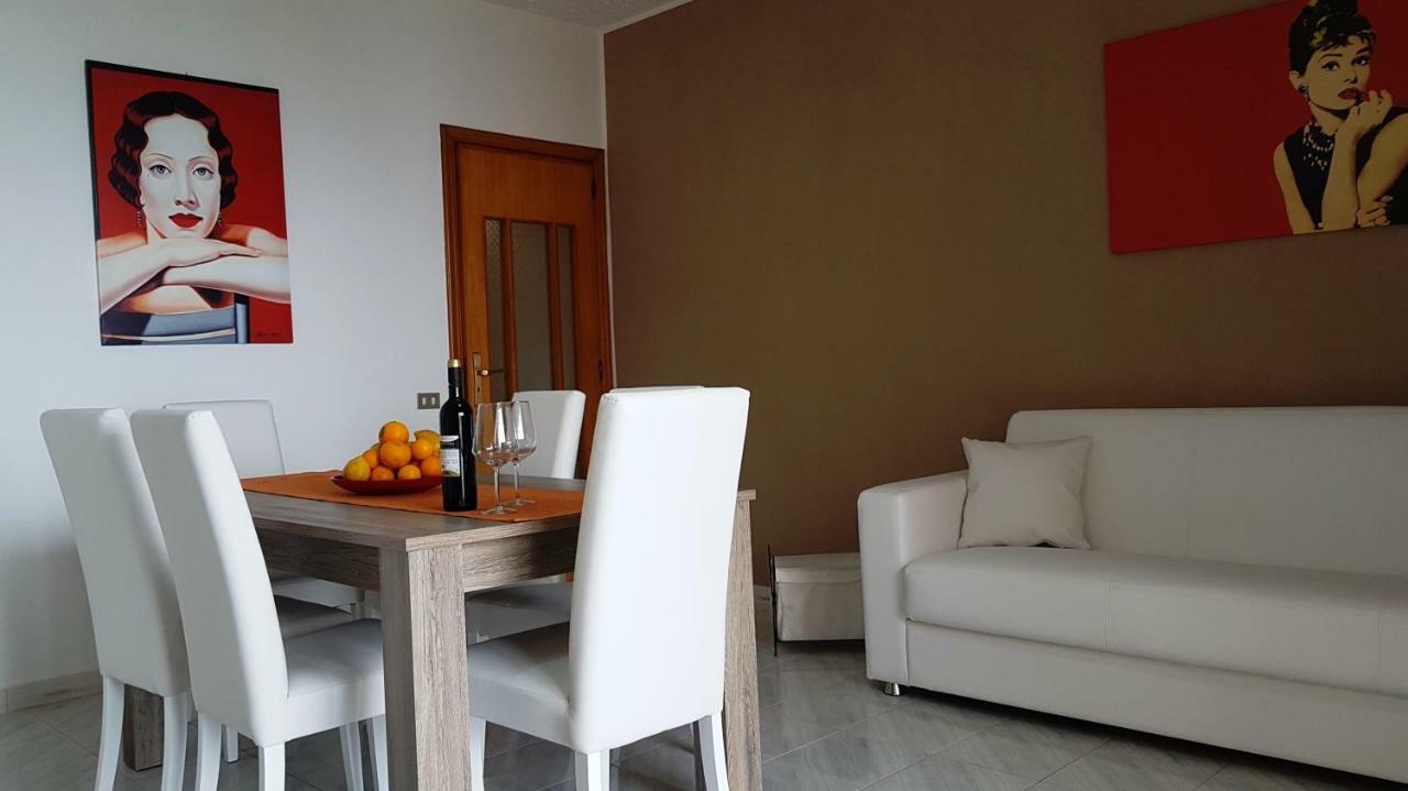 דירות Loft Baia Di Giardini מראה חיצוני תמונה