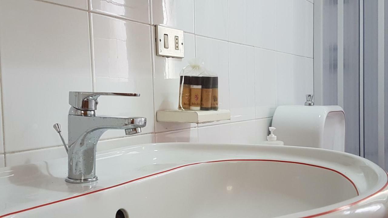דירות Loft Baia Di Giardini מראה חיצוני תמונה